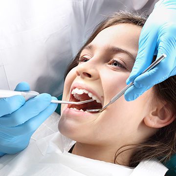Bellevue Kids Dentist - Young child getting their teeth checked